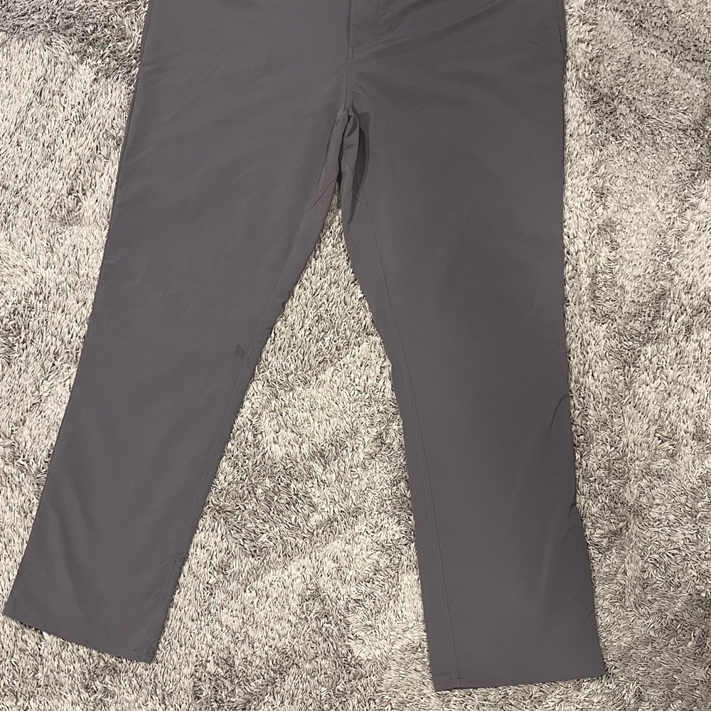 Kirkland Signature Men's Gray 5-pocket Pants